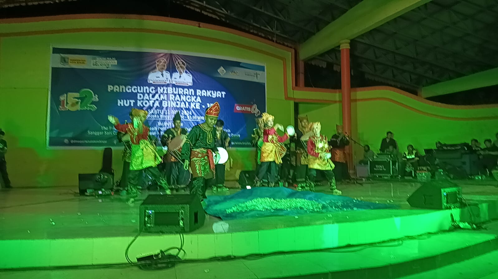 panggung_h_rakyat.jpg